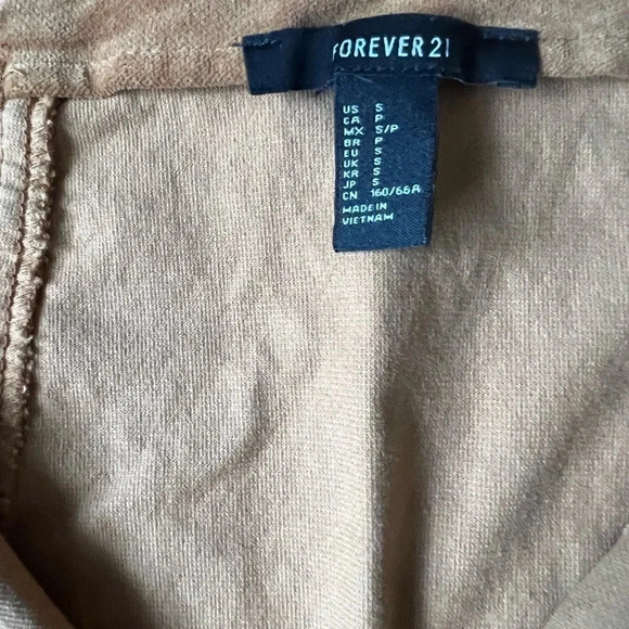 Forever21 velvet mini skirt - Picture 3 of 4